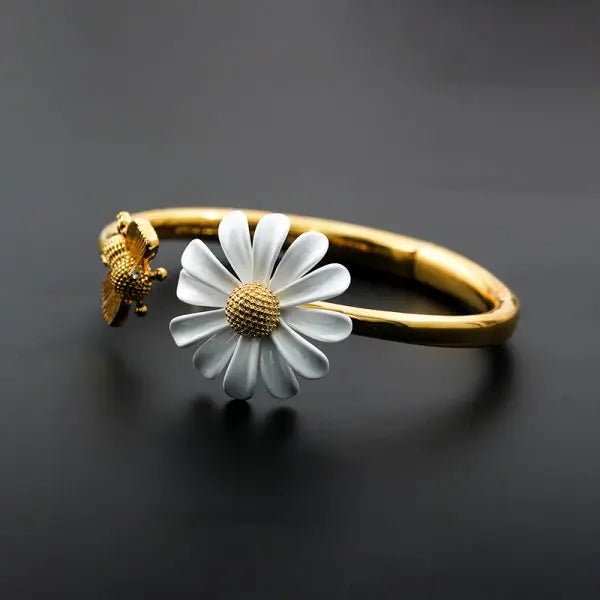 DAISY & BEE BRACELET