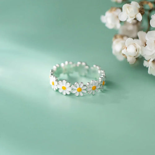 DAISY RING